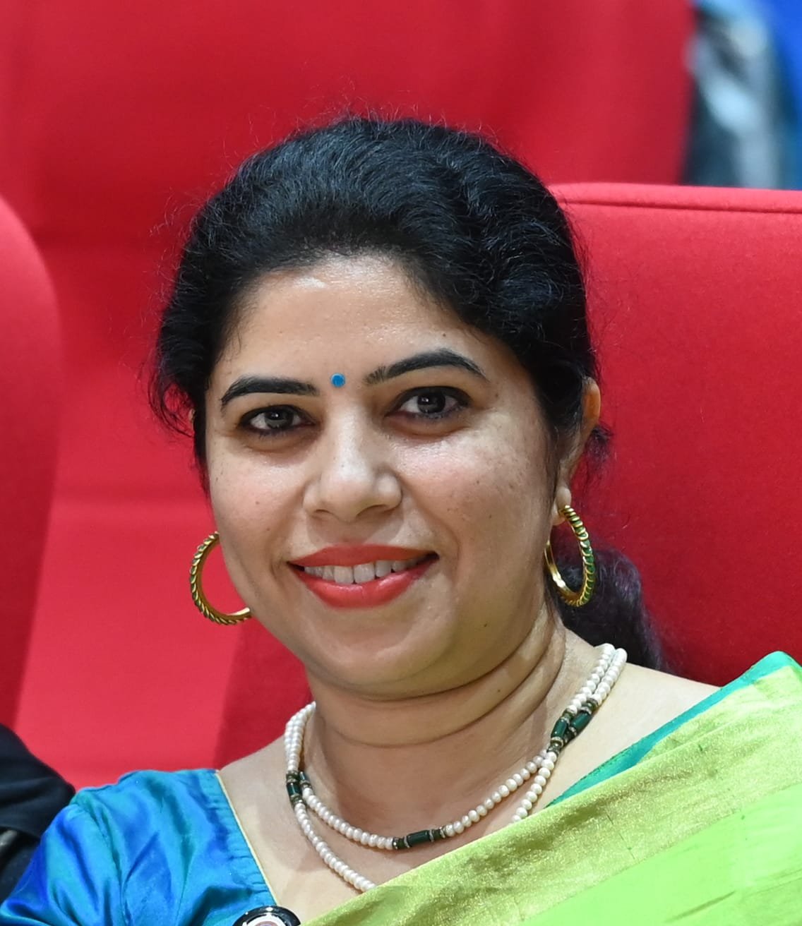  Priyanka Dwivedi