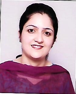  Nazia Nazir